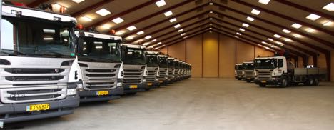 Nyt transportfirma lægger ud med 17 nye vogne - 15 med kran