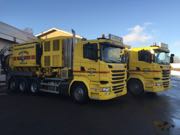 Skælskør Kloakservice suger slam med to nye køretøjer