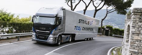 Ivecos nye lunge lastbil hedder Ny Stralis - uden eller efterfulgt af XP eller NP