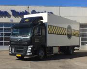 Volvo Trucks leverer tre-akslet til Taxi Truck