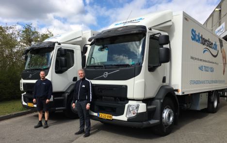 Roskilde-virksomhed slukker trsten med to nye lastbiler