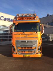 Lastbilcentralen har f�et en ny Volvo FH med 750 heste bag gitteret