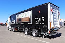 Vognmand i Tvis kører med køkkener bag gardinerne