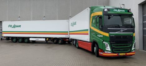 Vognmand kører ud med brændstof-økonomisk vogntog på sølv-kontrakt