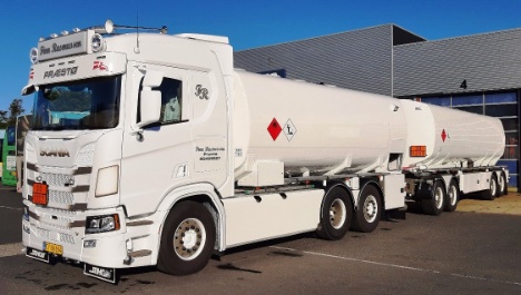 Vognmand har fet ny lastbiler - og n med samme drivline til en af sine chauffrer