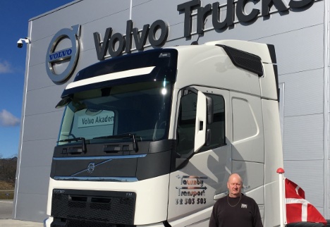 Chauff�r fik ny bil at k�re i p� sin 60-�rsdag