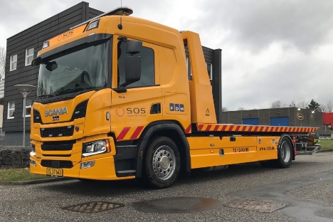 Autohj�lp i nord tager vejhj�lpsbil fra Sverige i brug