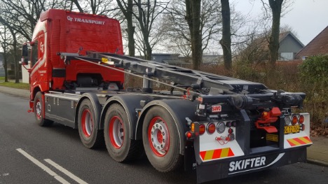 Sydvestjysk vognmand hejser med nyt hejs