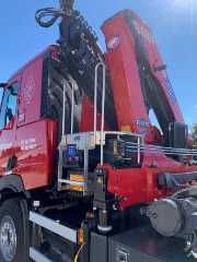 Hadsundvognmand hejser og løfter med ny fire-akslet fransk forvogn