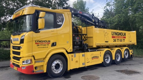 Kloakfirma klarer opgaverne med ny kran og kroghejs 