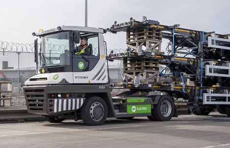 Elektrisk terminaltraktor med fire-hjulstrk var p turn 