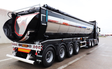 Entreprenr p Nordstfyn har fet fire-akslet tip-trailer ti freelance-opgaver