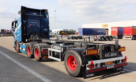 Salttrailer med en enkelt aksel er leveret til vognmand i R�dk�rsbro