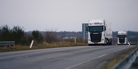 Vognmand i Herning indsætter to akslede elektriske trækkere